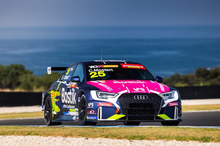 Big TCR Battle For Bathurst